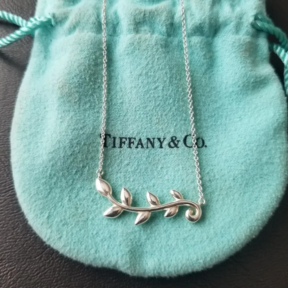 Tiffany & Co. Olive Vine Necklace - Picture 4 of 6